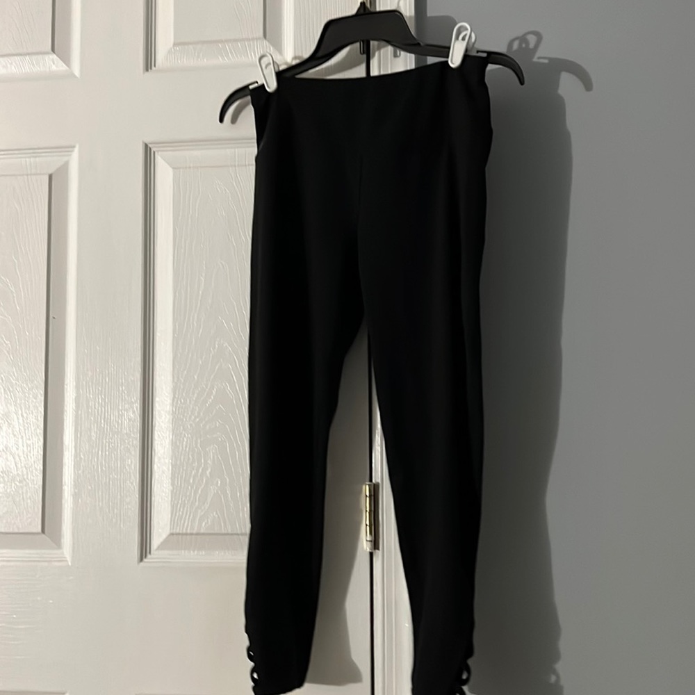 Black leggings